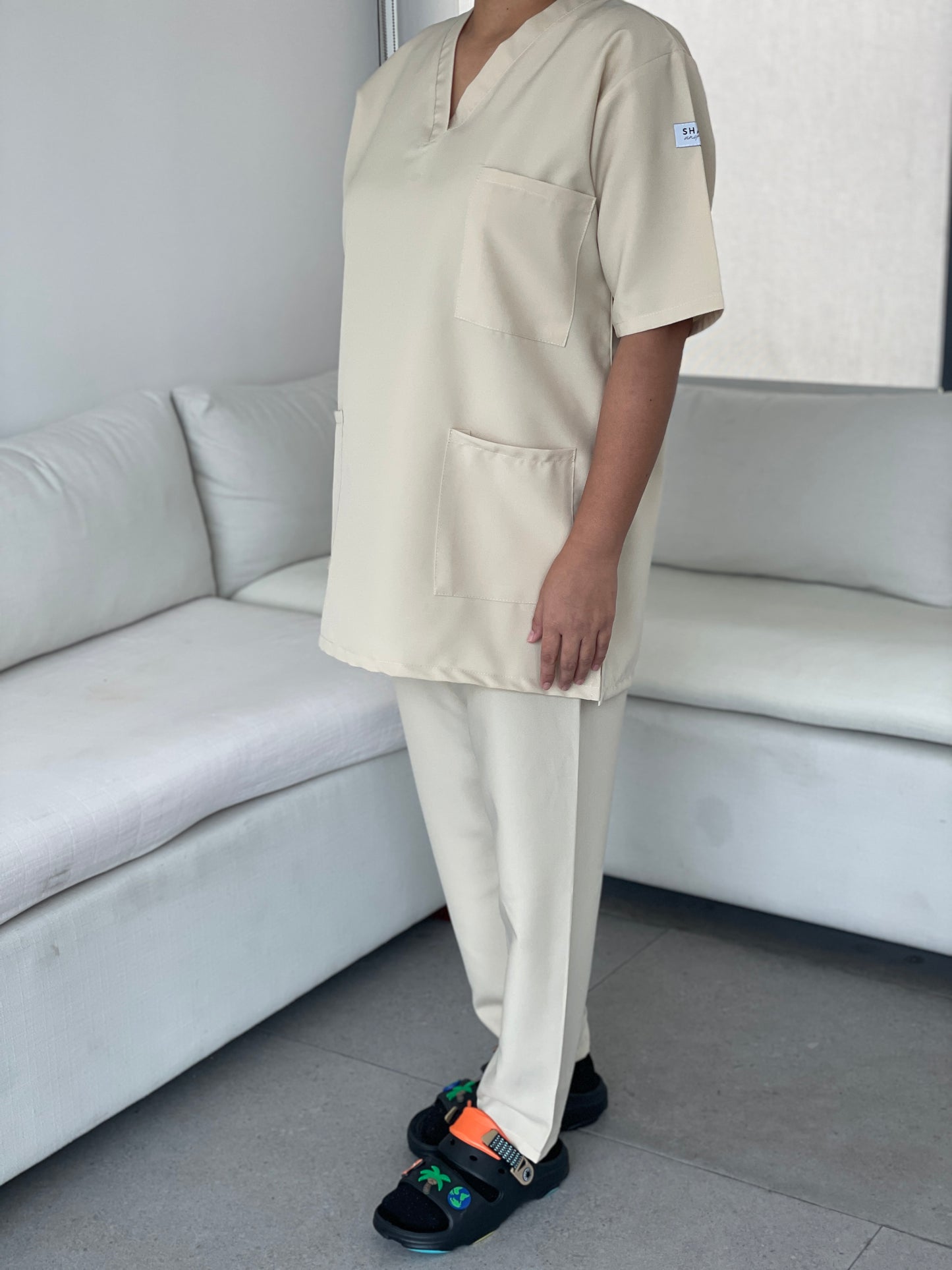 Beige - crepe