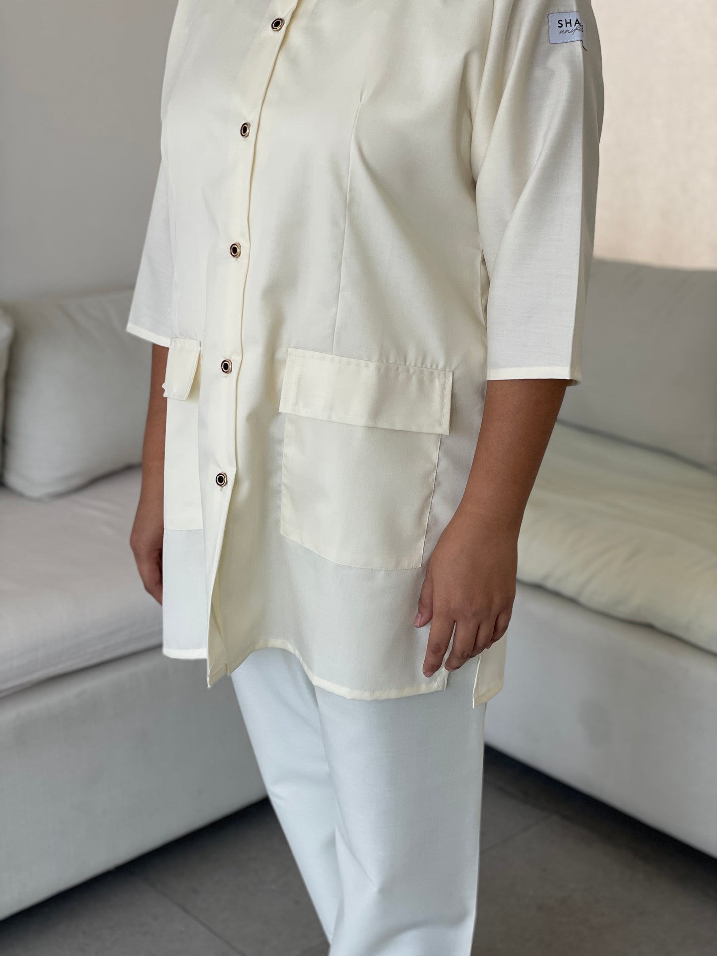Button Beige