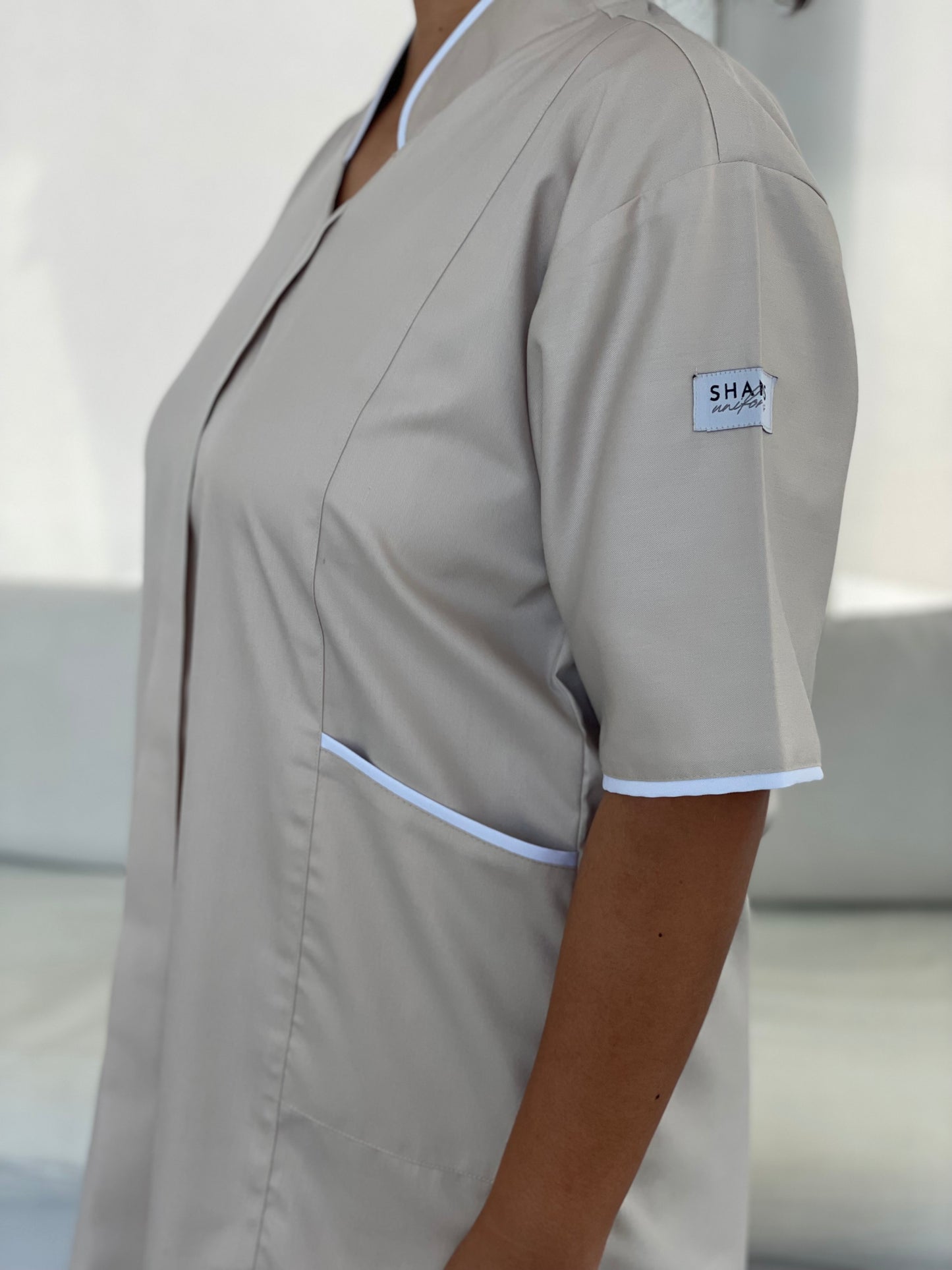 Light khaki Lined Collar